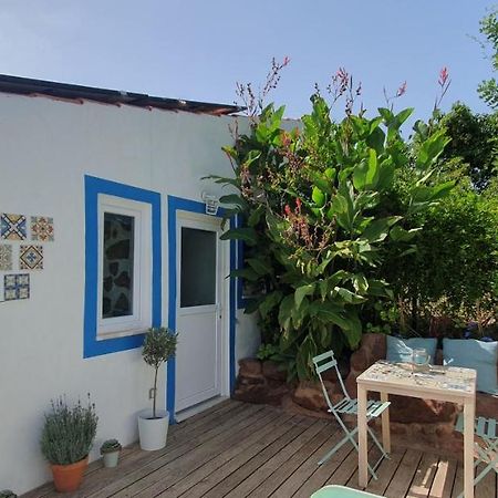 Beautiful House In Stunning Nature, 22 Minutes From Beaches, 5 Minutes To Lake, Air Condition Cool And Heat, And Very Fast Internet In All Rooms, Dishwasher, Washing Machine And Induction Cooking Silves Ruang foto