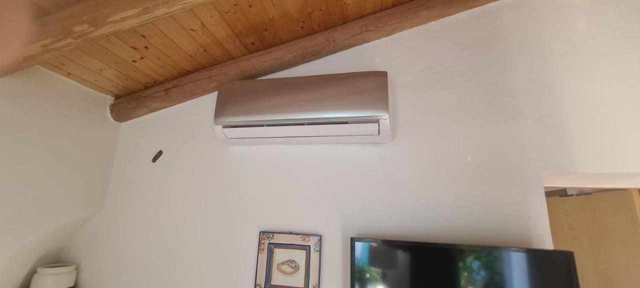 Beautiful House In Stunning Nature, 22 Minutes From Beaches, 5 Minutes To Lake, Air Condition Cool And Heat, And Very Fast Internet In All Rooms, Dishwasher, Washing Machine And Induction Cooking Silves Bagian luar foto