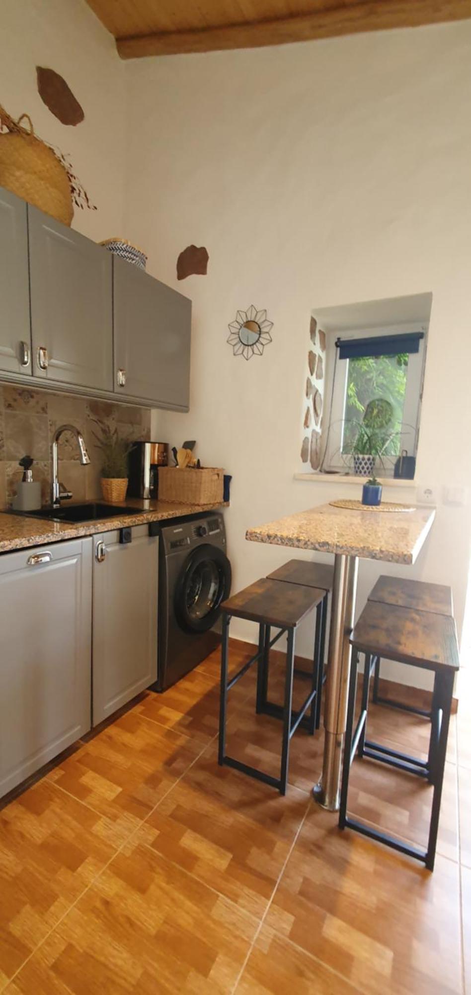 Beautiful House In Stunning Nature, 22 Minutes From Beaches, 5 Minutes To Lake, Air Condition Cool And Heat, And Very Fast Internet In All Rooms, Dishwasher, Washing Machine And Induction Cooking Silves Bagian luar foto